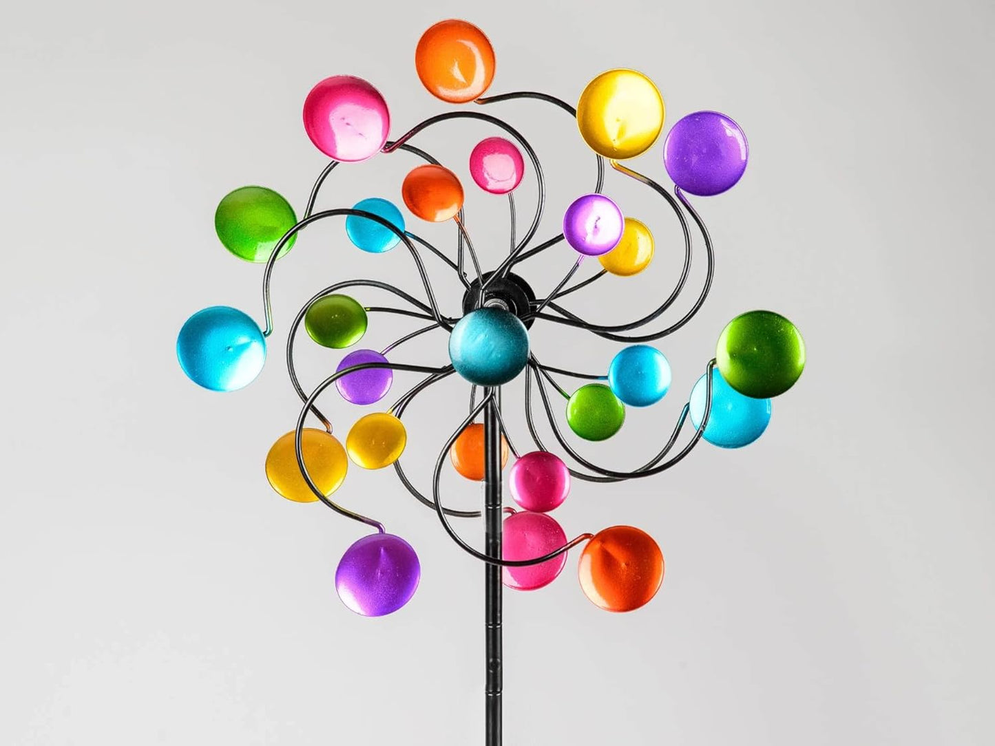Buntes Windrad für den Garten aus Metall Windspiel Windmühle